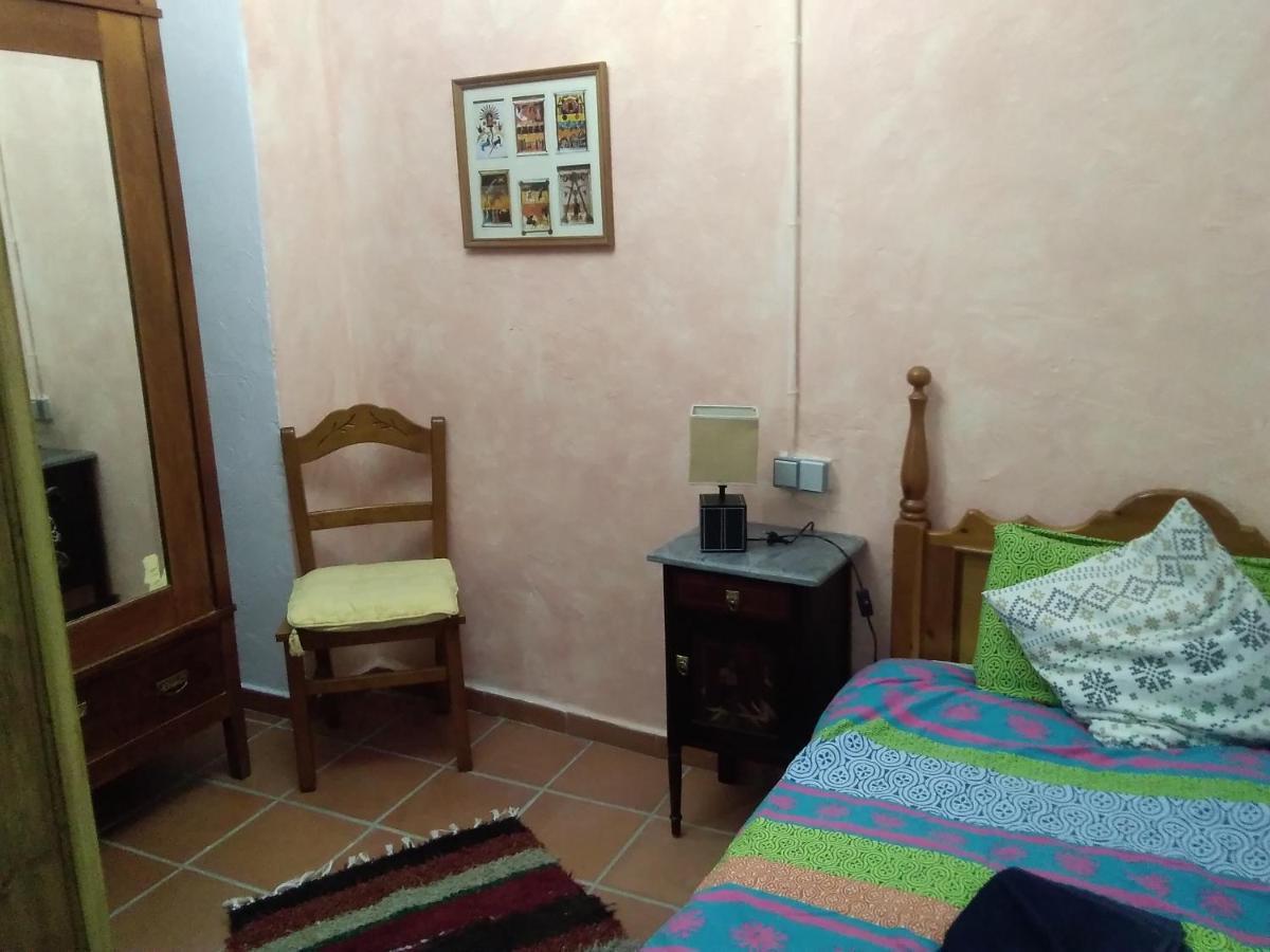 La Flecha Hostel Abrucena ภายนอก รูปภาพ