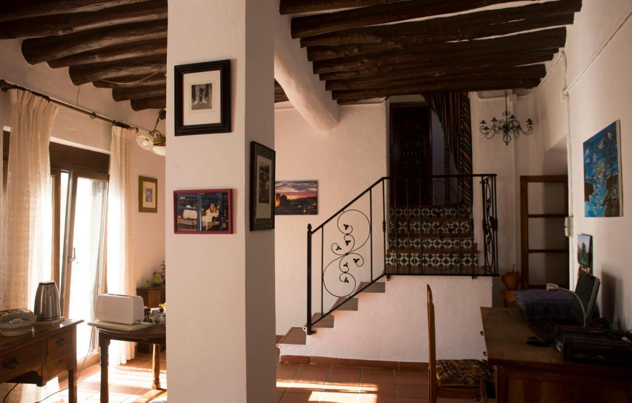 La Flecha Hostel Abrucena ภายนอก รูปภาพ